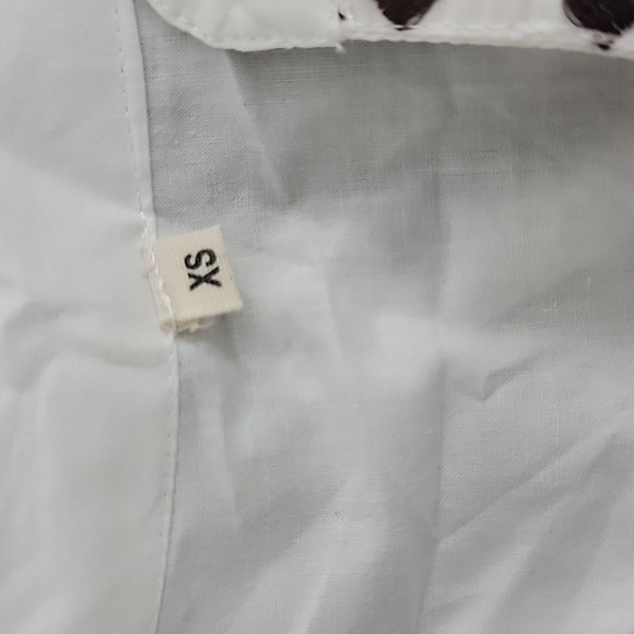 Julia Amory Scalloped Hem Caftan Dress in Brown Extra Small - Picture 3 of 4